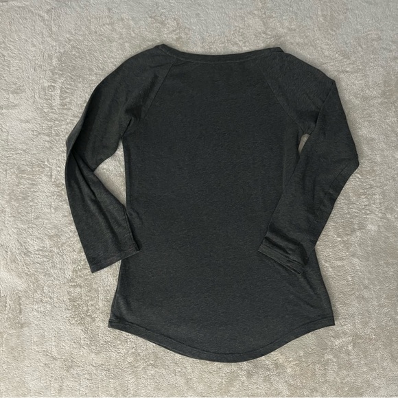 American Eagle Gray Logo Tee Three Quarter Sleeve Fitted Tee size XS - Picture 7 of 7